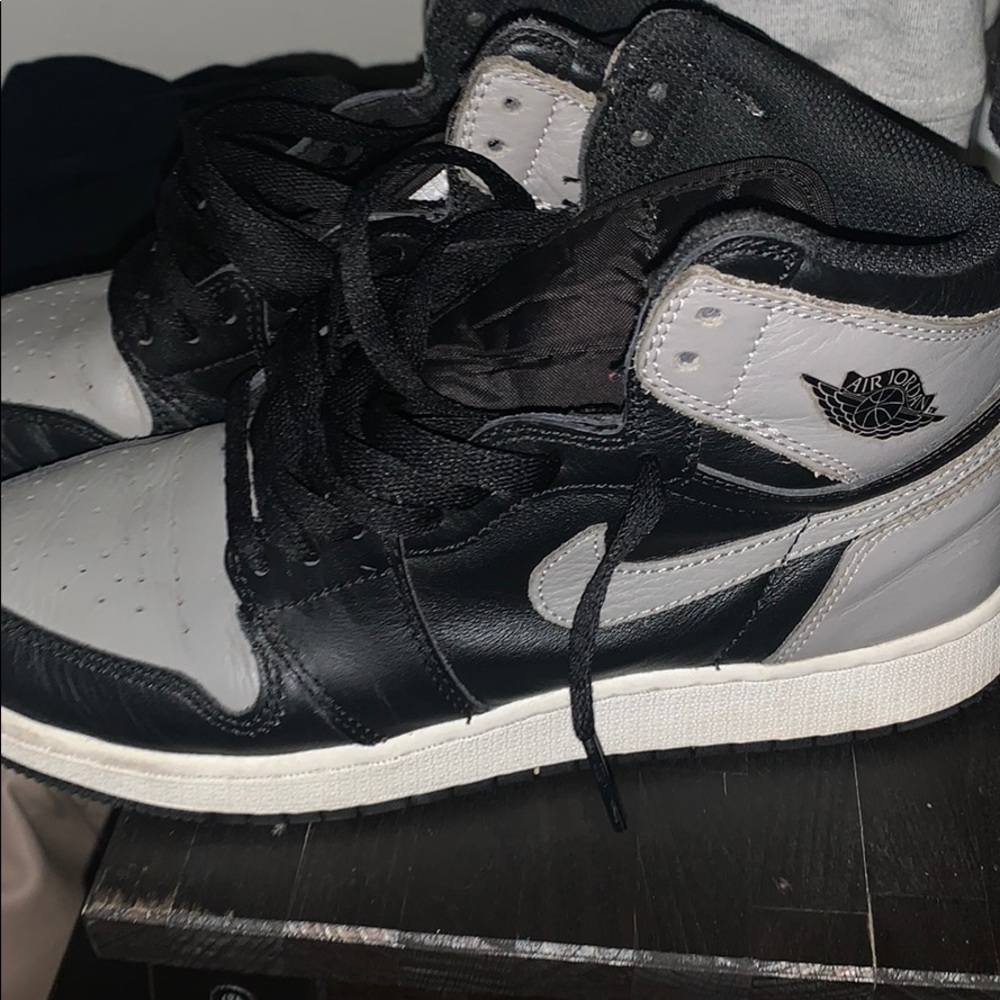 Jordan 1 shadow